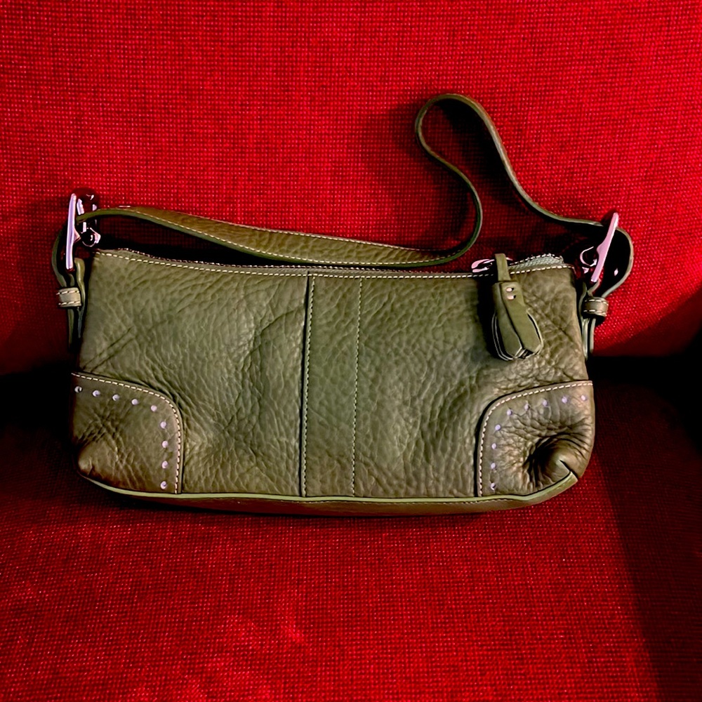 oach Soft Pebble Leather Hobo Bag